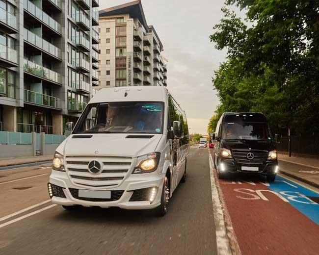 Minibuses and MPVs image 28