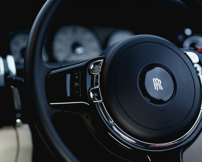 Modern Wedding Cars image 18