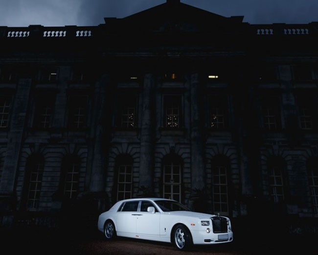 Modern Wedding Cars image 18