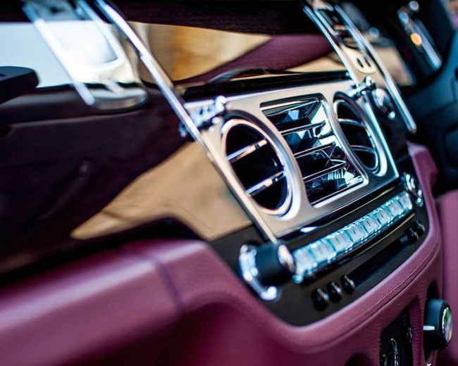 Modern Wedding Cars image 18