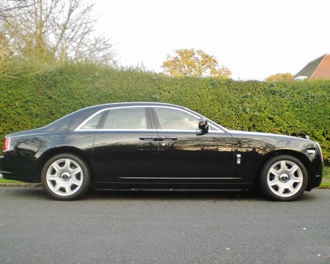 Modern Wedding Cars image 18