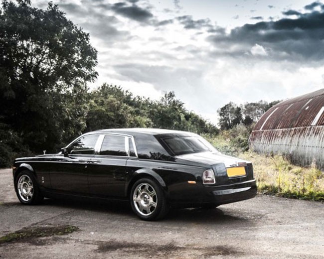 Modern Wedding Cars image 18